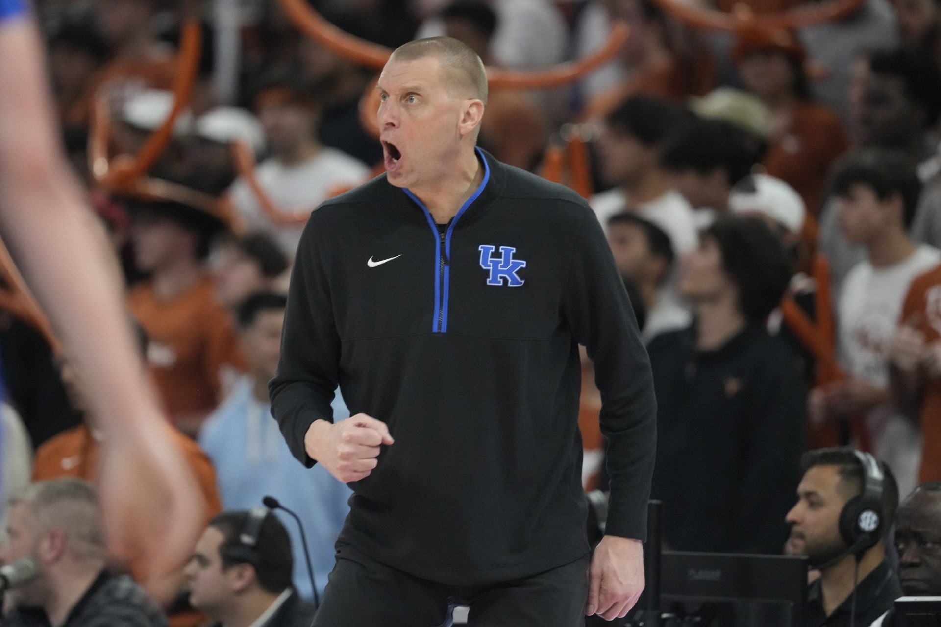 Kentucky Wildcats head coach Mark Pope gives an optimistic injury update following the team's thrilling victory over the Oklahoma Sooners.