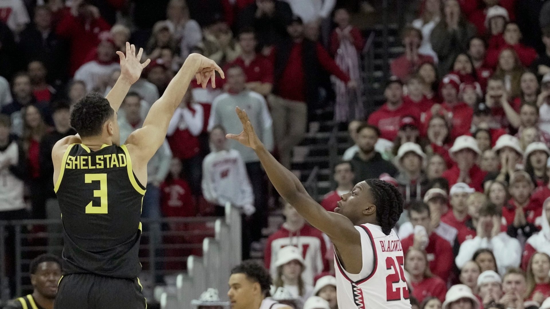 WATCH: Oregon's Jackson Shelstad Hits Insane 3-Pointer To Help Ducks Win Overtime Against Wisconsin