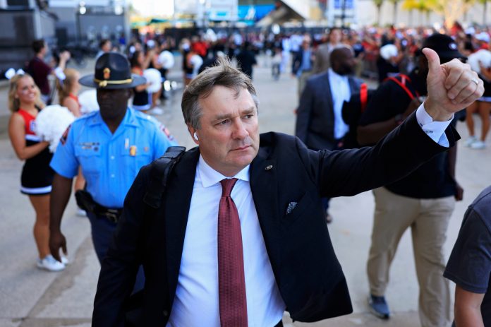 Georgia Bulldogs head coach Kirby Smart gives a thumbs up he arrives for the Dawg Walk before an NCAA college football matchup against the Florida Gators Saturday, Nov. 2, 2024 at EverBank Stadium in Jacksonville, Fla.