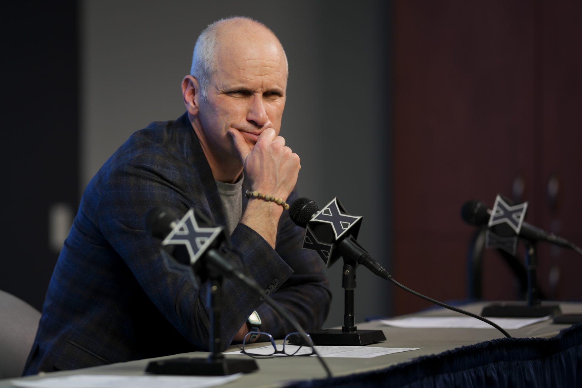 Connecticut Huskies head coach Dan Hurley speaks with media during a press conference after being defeated by the Xavier Musketeers at the Cintas Center.