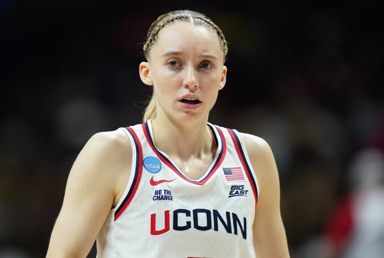 UConn Huskies guard Paige Bueckers (5) on the court against the South Dakota State Jackrabbits in the second half at Harry A. Gampel Pavilion.