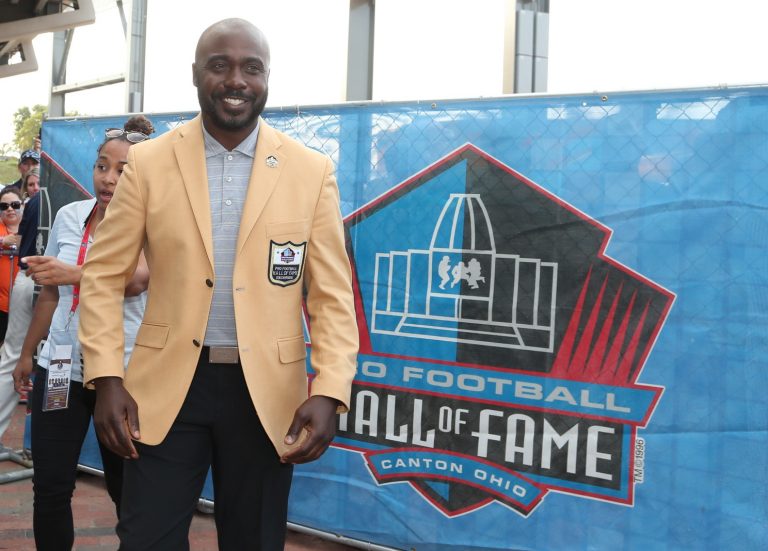 NFL Legend and Colorado RB Coach Marshall Faulk Sets the Tone With Powerful Message on Day 1 of Spring Practice