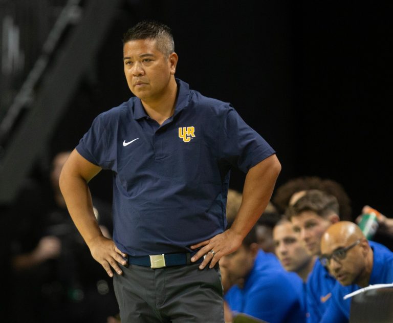 UC Riverside coach Mike Magpayo watches team slip behind Oregon during the first half at Matthew Knight Arena in Eugene.