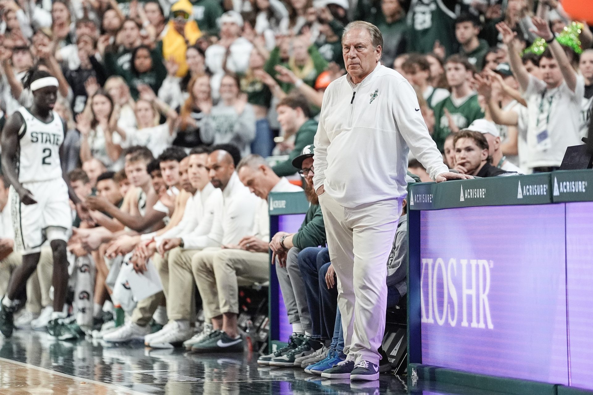 Michigan State Spartans head coach Tom Izzo watches a play against Bowling Green Falcons