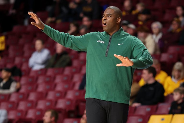 North Texas to Hire Cleveland State’s Daniyal Robinson as Head Coach