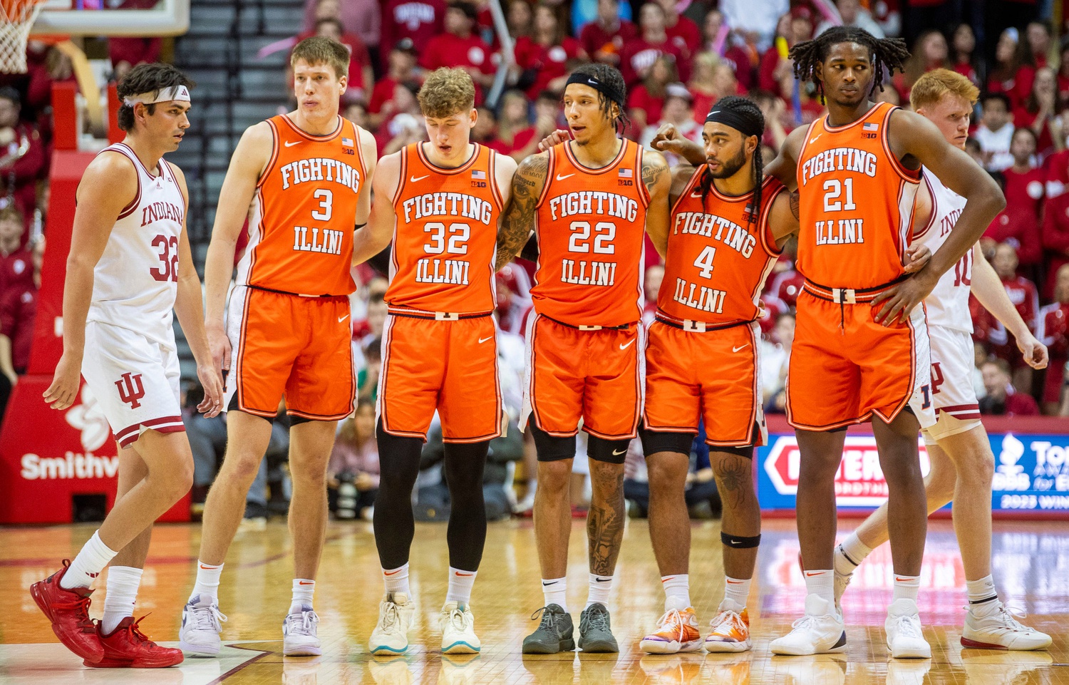 Illinois' playerswatches a free throw during the Indiana versus Illinois men's basketball game