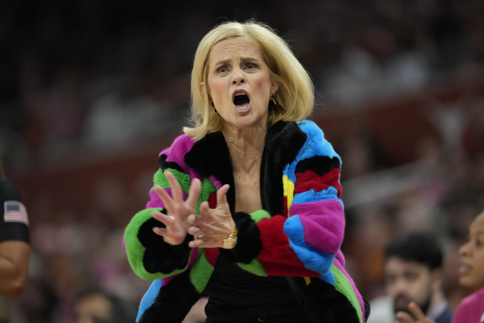 Louisiana State Lady Tigers head coach Kim Mulkey reacts to a call during the second half against the Texas Longhorns