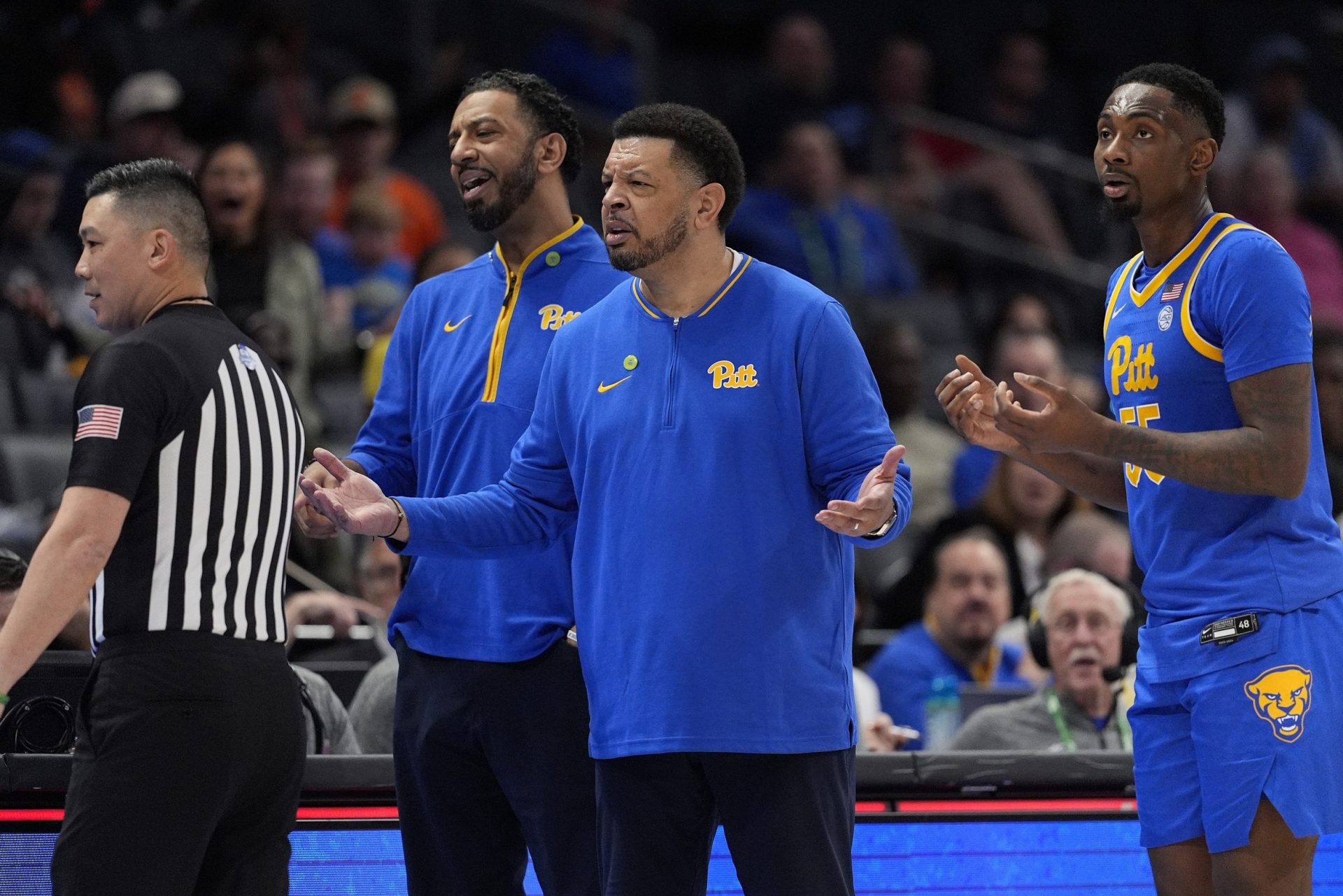 Pittsburgh Panthers head coach Jeff Capelr reacts to a foul call with zero on the clock late during the second half at Spectrum Center.