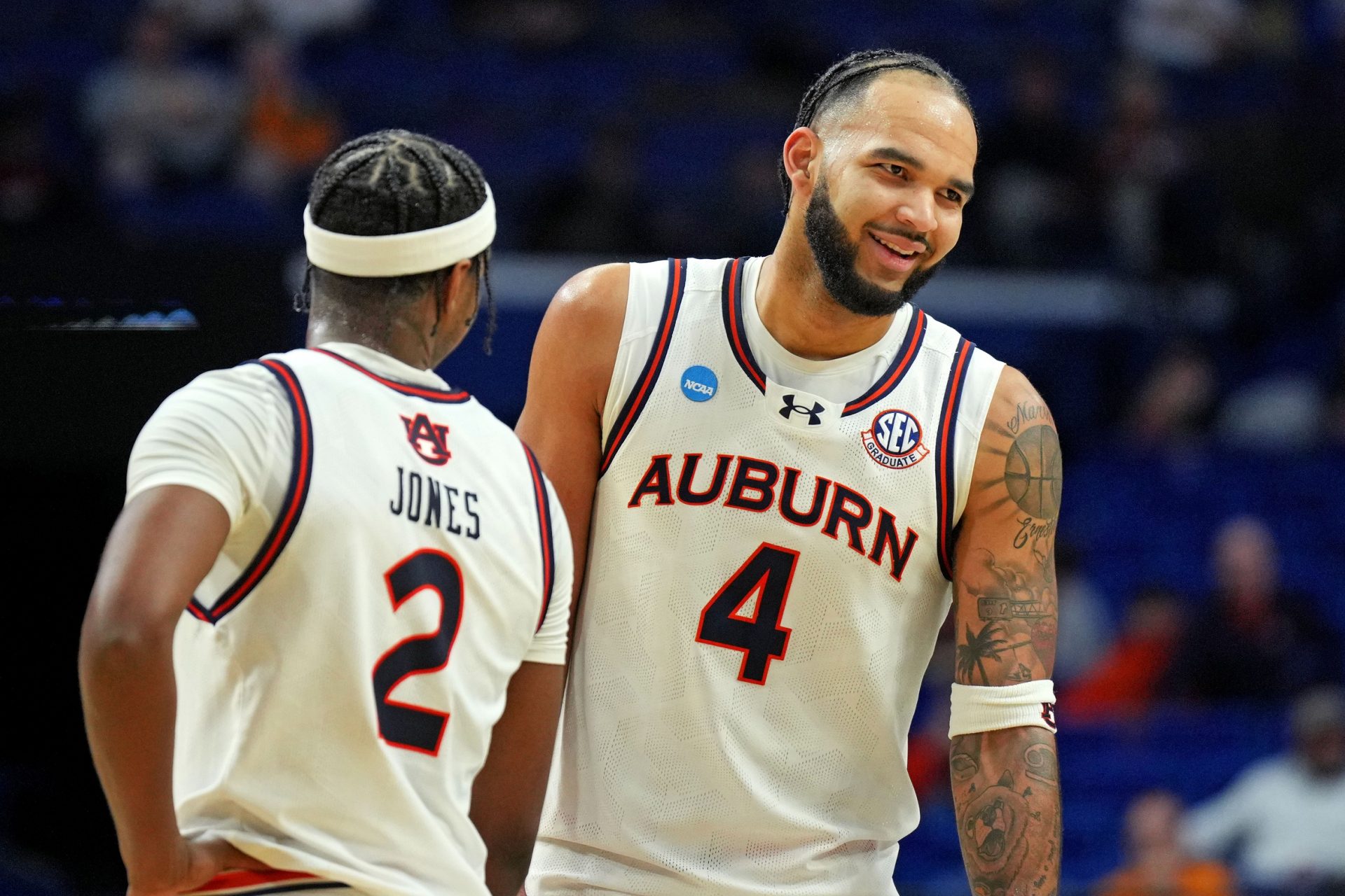 Auburn Tigers forward Johni Broome (4) reacts during the second half against the Alabama State Hornets in the first round of the NCAA Tournament at Rupp Arena.