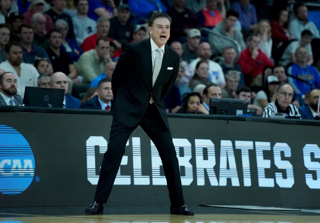 St. John's head coach Rick Pitino was not happy with his players in the first half.