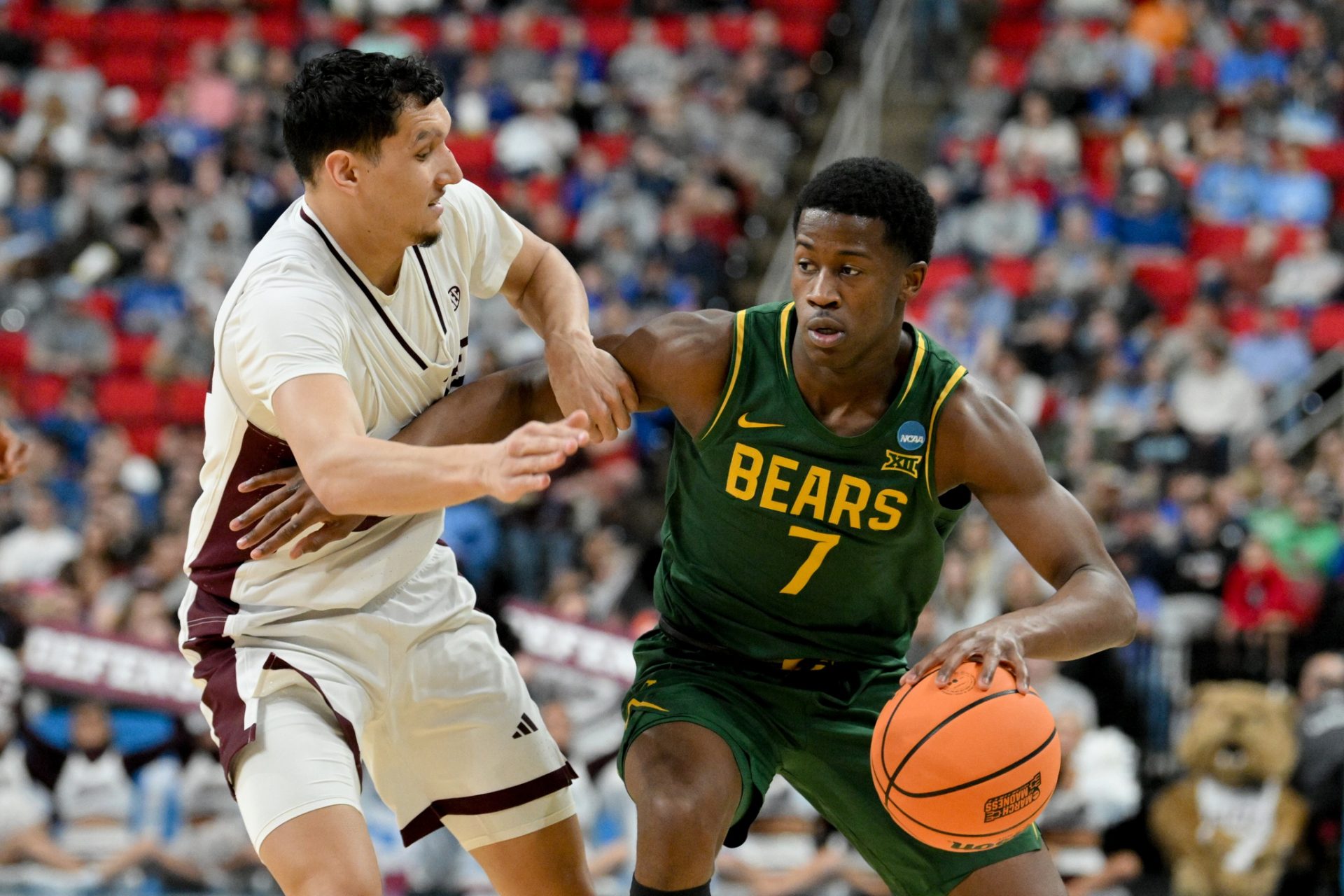 Mississippi State Bulldogs forward RJ Melendez (22) defends against Baylor Bears guard VJ Edgecombe (7) during the second half in the first round of the NCAA Tournament at Lenovo Center.