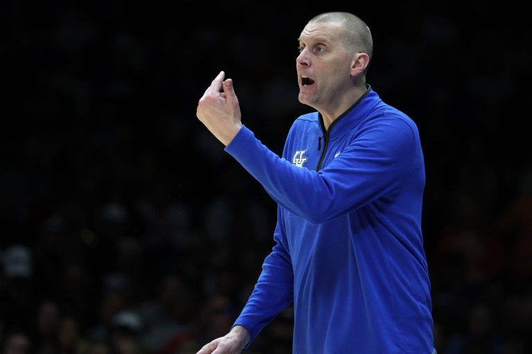 Kentucky Wildcats head coach Mark Pope reacts in the second half during a Midwest Regional semifinal of the 2025 NCAA tournament at Lucas Oil Stadium.