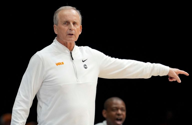 Tennessee Volunteers head coach Rick Barnes directs his team during the first half of a game against the Houston Cougars on Sunday