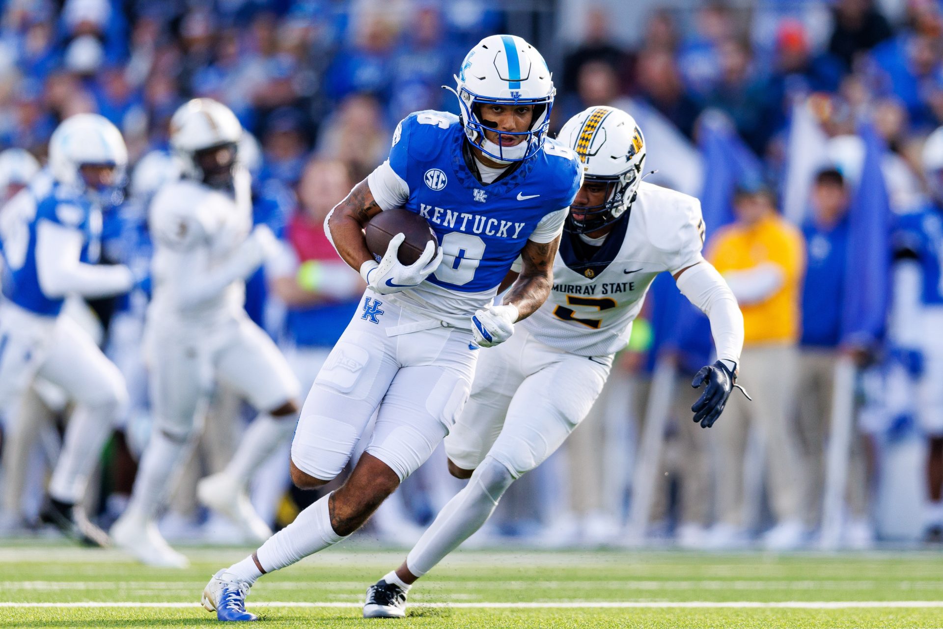 Kentucky Wildcats wide receiver Dane Key (6) runs the ball during the first quarter against the Murray State Racers at Kroger Field.