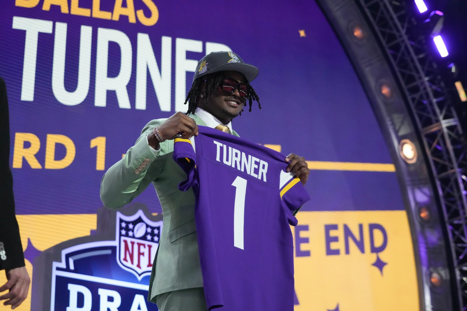 Alabama Crimson Tide linebacker Dallas Turner poses after being selected by the Minnesota Vikings as the No. 17 pick in the first round of the 2024 NFL Draft at Campus Martius Park and Hart Plaza.