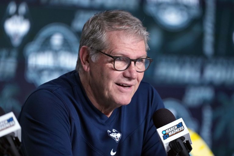 UConn Huskies head coach Geno Auriemma during press conference at Amalie Arena.