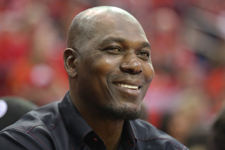 What makes Hakeem Olajuwon vital to Houston’s 2025 championship run? Discover the legend backing the Cougars’ title dream.