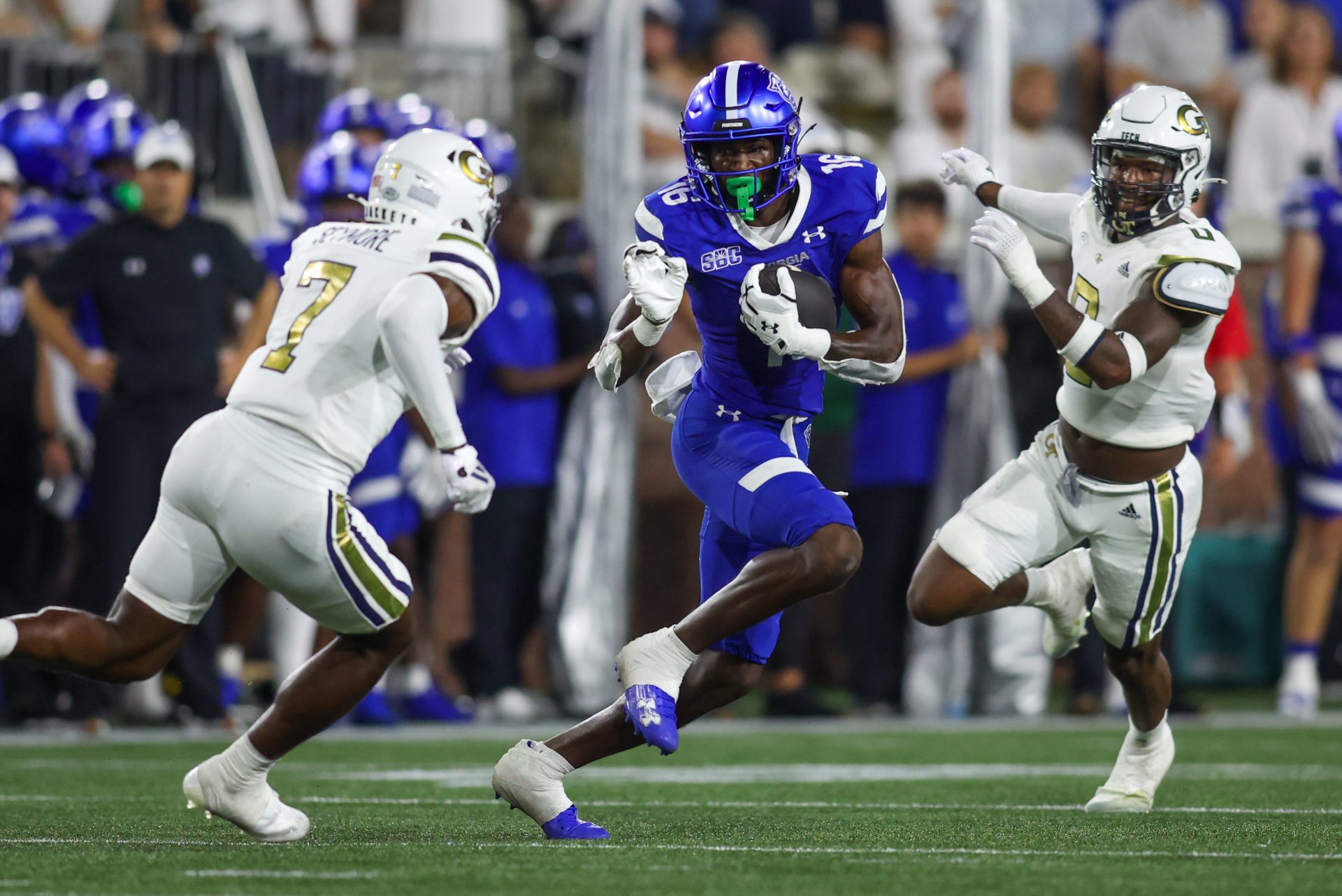 Georgia State Panthers wide receiver Ted Hurst (16) runs after a catch against Georgia Tech Yellow Jackets in the second quarter at Bobby Dodd Stadium at Hyundai Field.