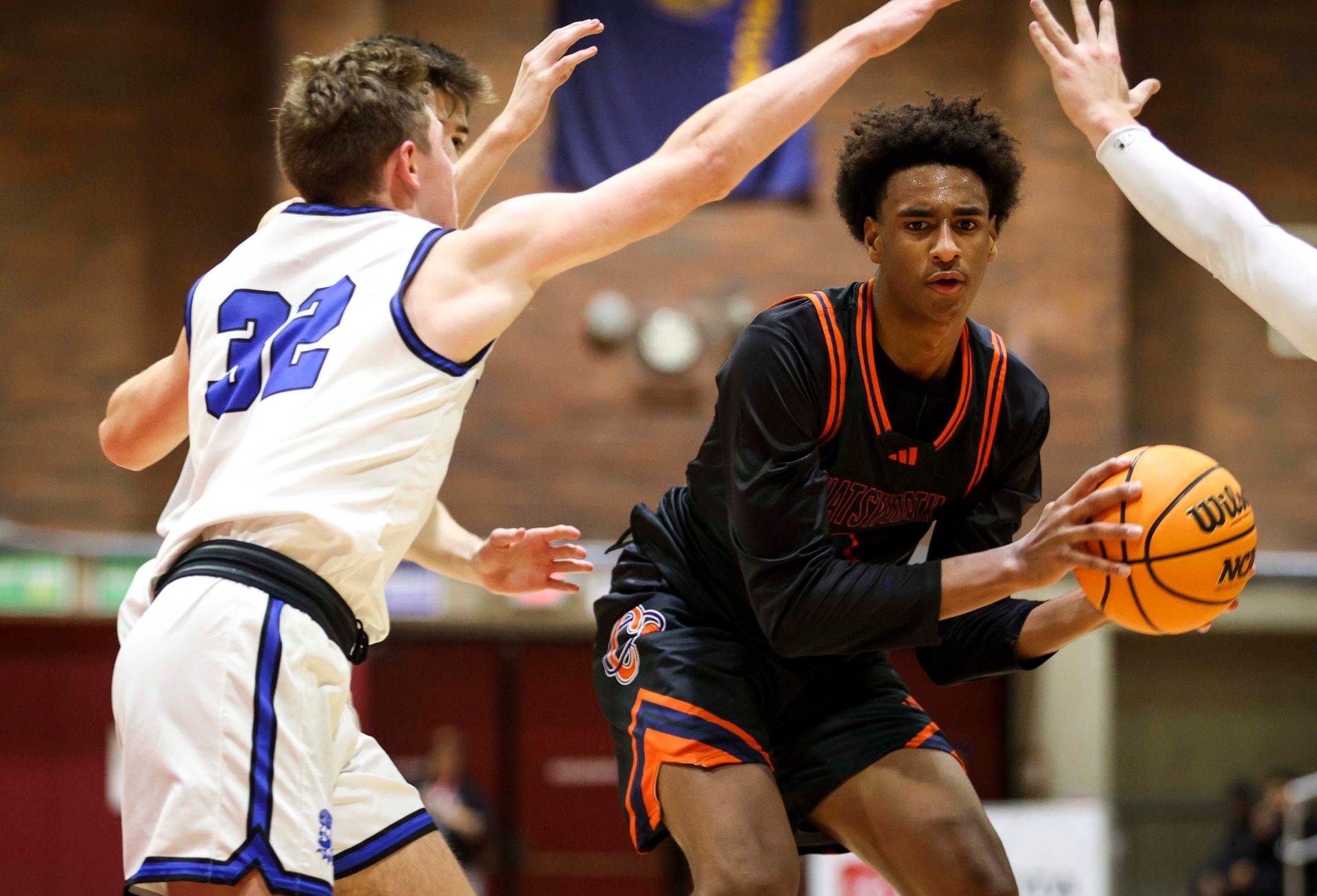 Chatsworth’s Alijah Arenas (0) looks to make a pass during the game against Western Christian in the Capitol City Classic on Thursday, Dec. 19, 2024 in Salem, Ore.