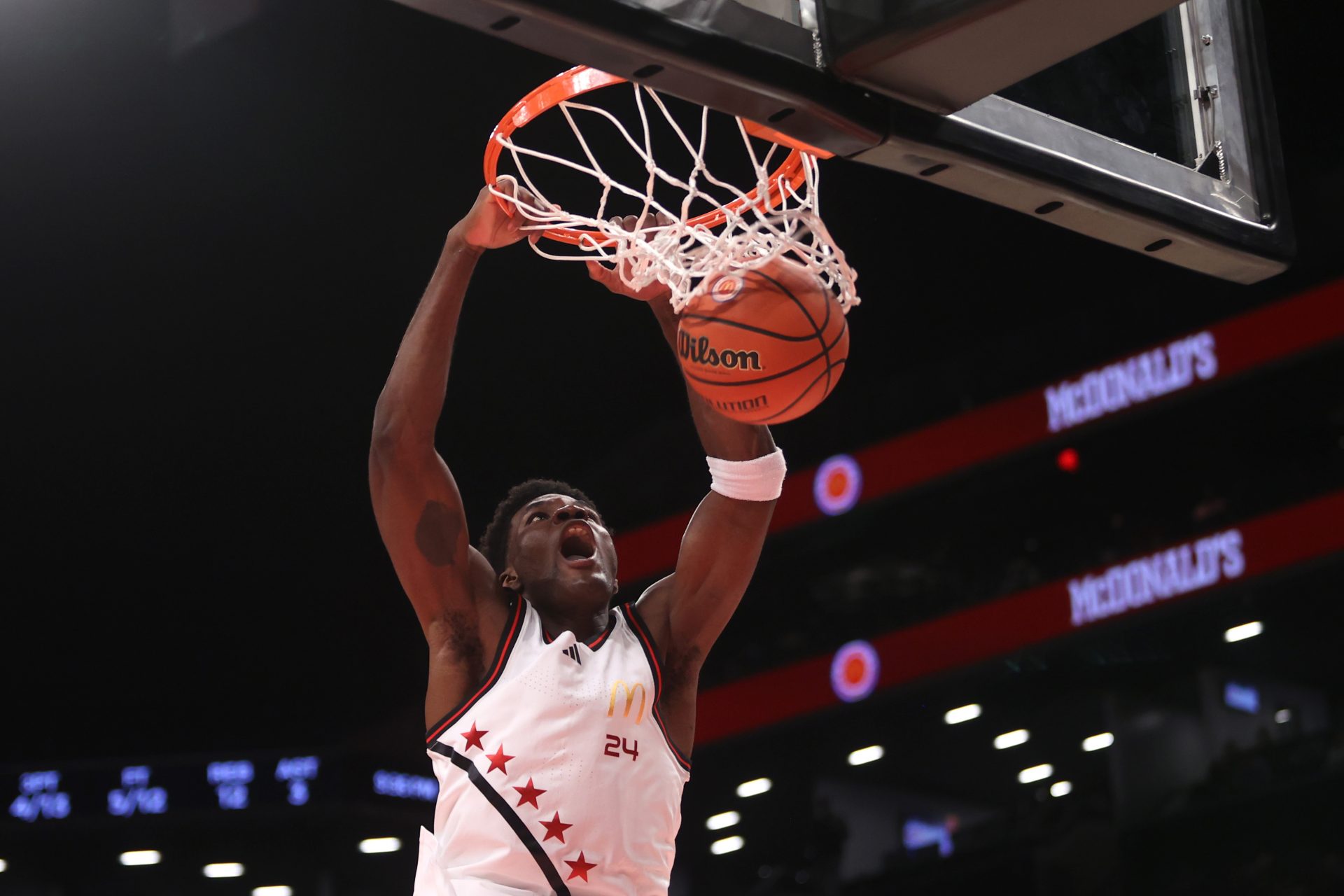 Get to know Tounde Yessoufou, who most Baylor fans are claiming resembles the NBA's Anthony Edwards, following an impressive display of athleticism on the court.