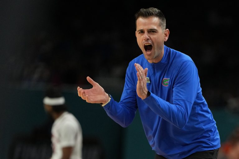 Florida Gators head coach Todd Golden reacts after a play against the Auburn Tigers during the second half in the semifinals of the men's Final Four of the 2025 NCAA Tournament at the Alamodome.