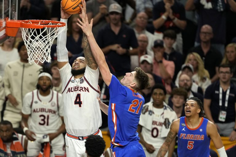 Johni Broome and Alex Condon squared off once again, this time with Broome getting the advantage on the court, but Condon the last laugh.
