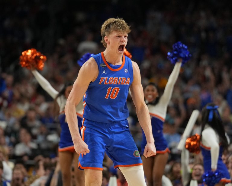 Florida Gators forward Thomas Haugh (10) celebrates against the Auburn Tigers in the semifinals of the men's Final Four of the 2025 NCAA Tournament at the Alamodome.