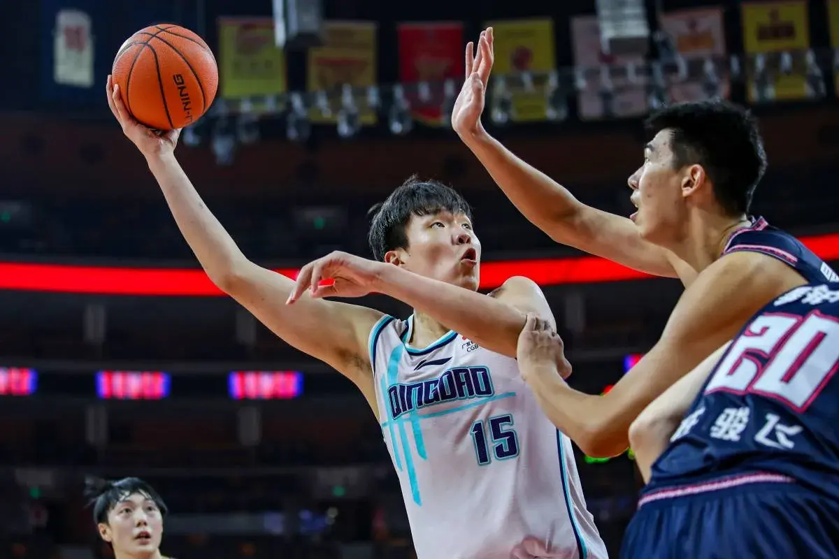 'Klutch? Lakers Bound' -- Fans Make Draft Predictions as 7'1