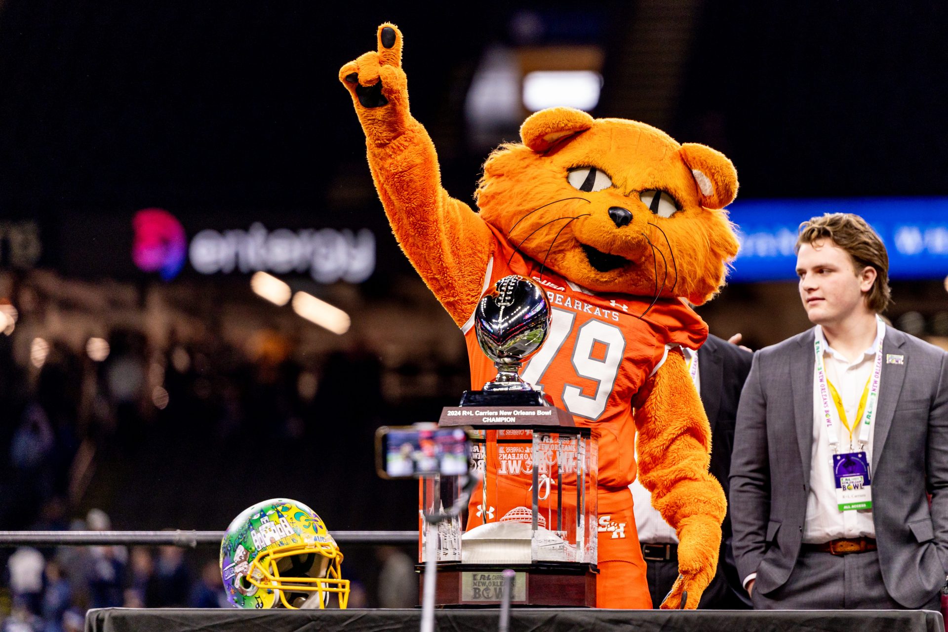 Sam Houston State Bearkats mascot Sammy Bearkat poses with the R&L Carriers trophy after the game against he Georgia Southern Eagles at Caesars Superdome.