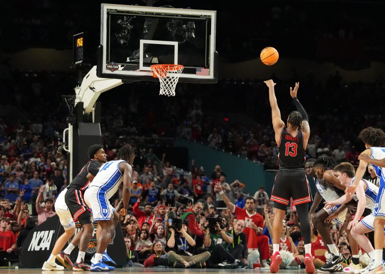 Houston Cougars forward J'Wan Roberts (13) shoots a free throw to take the lead against the Duke Blue Devils in the second half in the semifinals of the men's Final Four of the 2025 NCAA Tournament at the Alamodome.