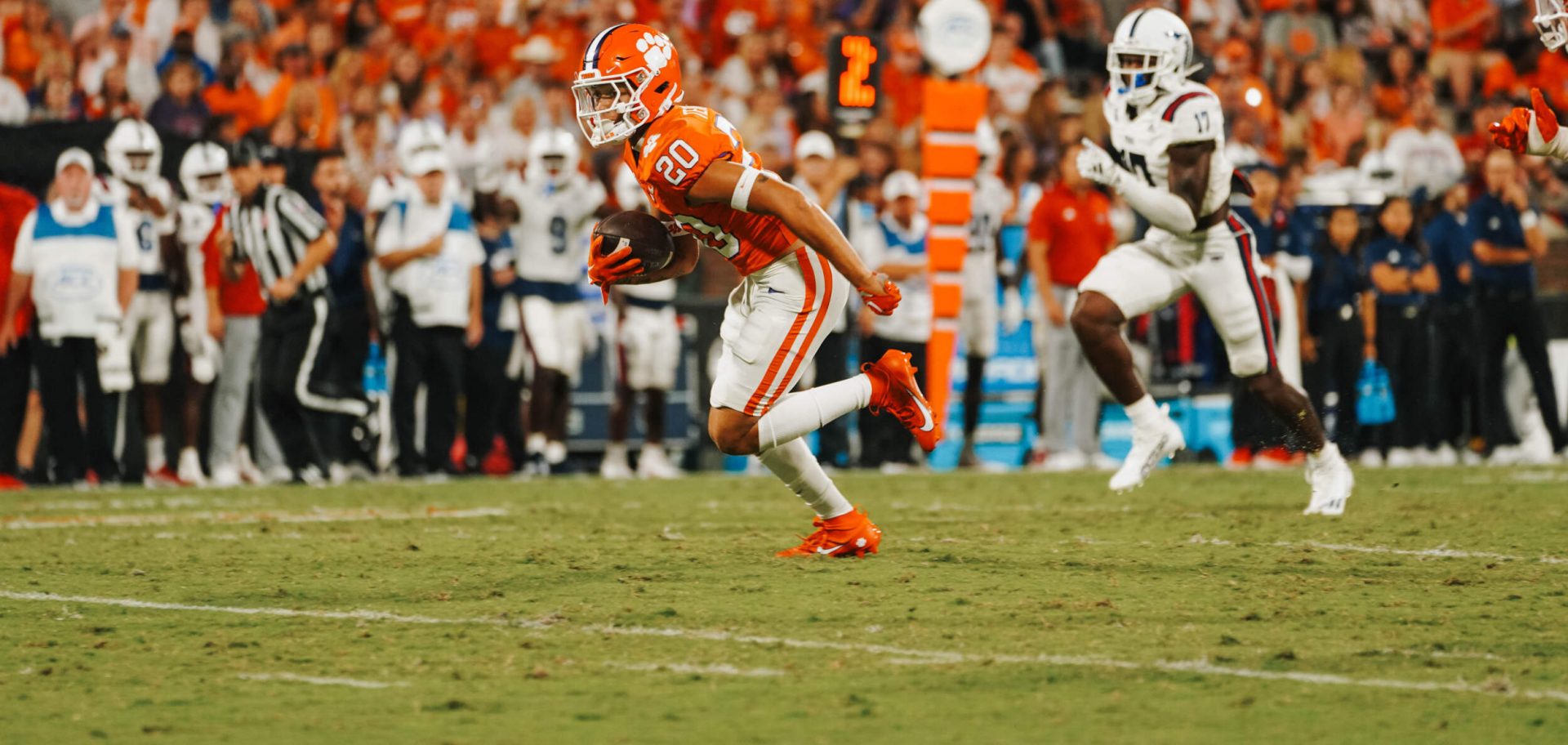 Who Is AJ Terrell's Brother, Avieon? All We Know About Clemson's 5-Foot-11 Standout