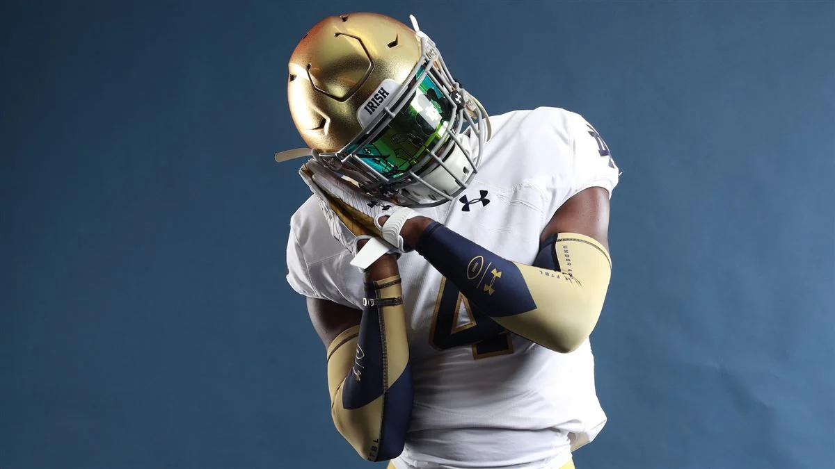 What Happened to Jeremiyah Love? The Latest as Notre Dame Star Suffers Rib Trouble