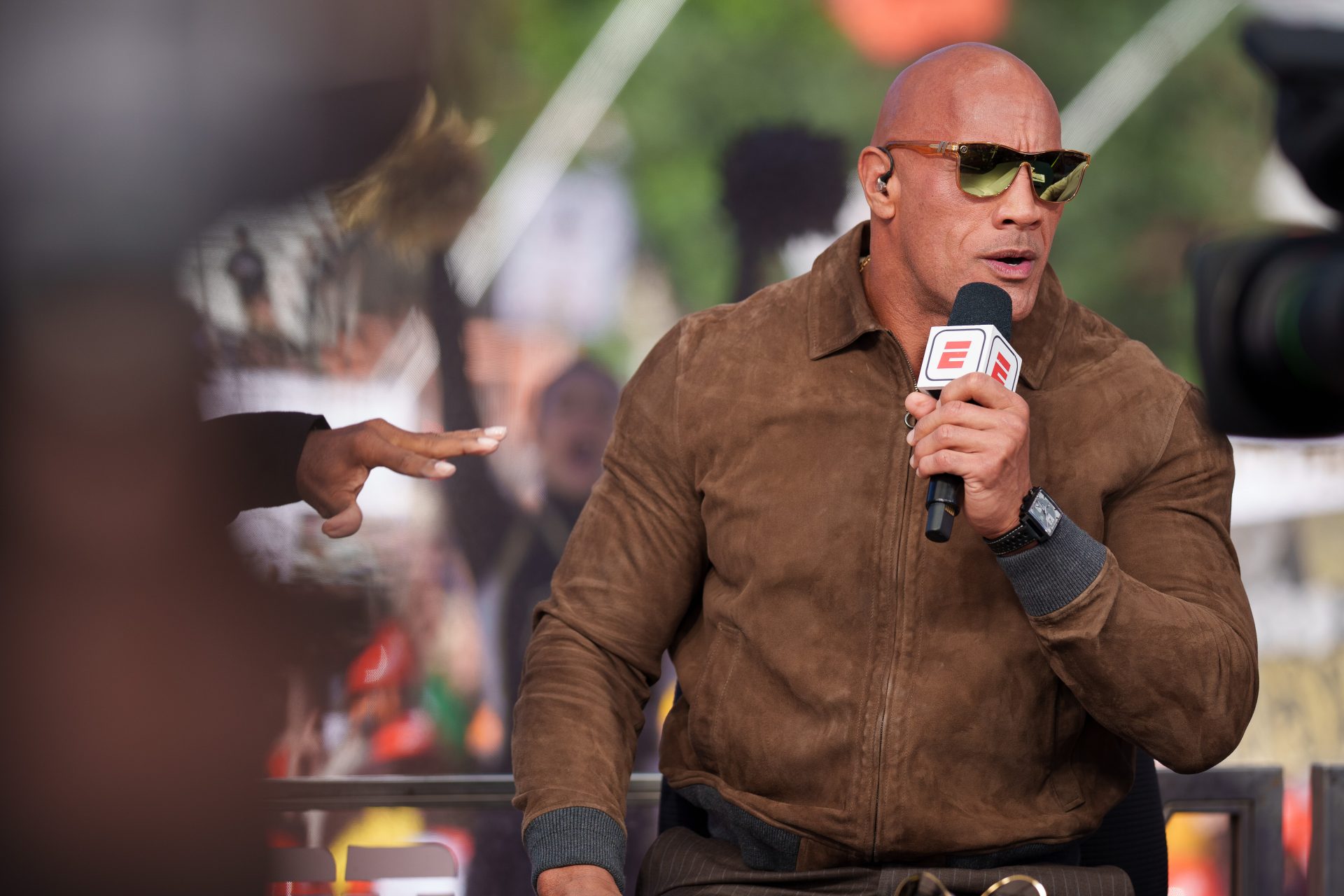 5 Famous Celebrities Who Surprisingly Played College Football