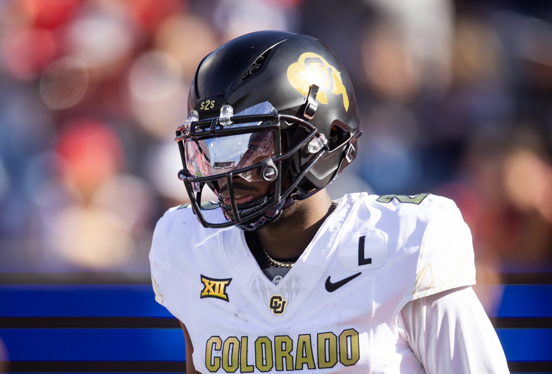 Colorado Buffalos quarterback Shedeur Sanders (2) against the Arizona Wildcats at Arizona Stadium.