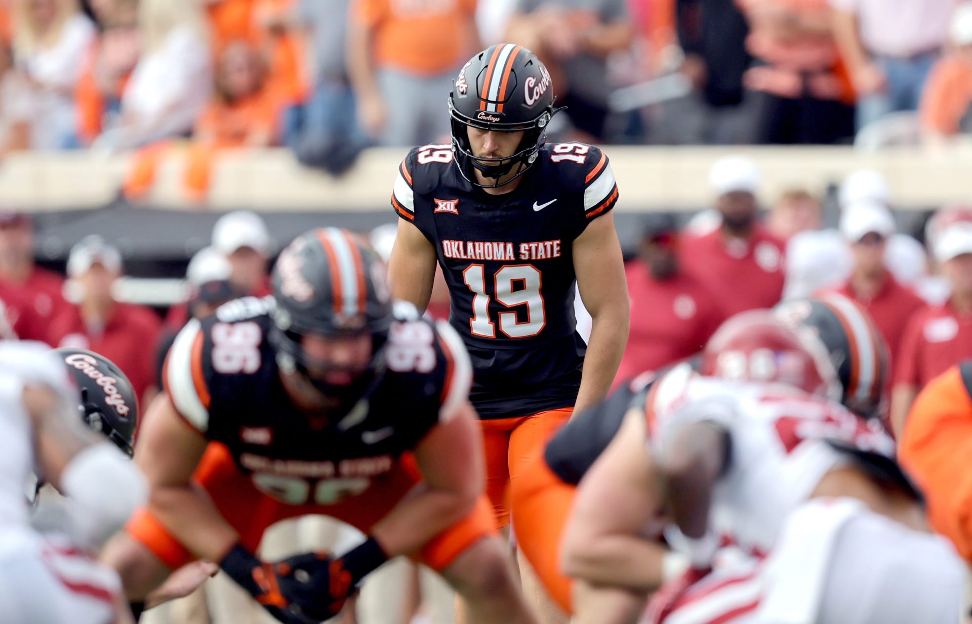 Oklahoma State's Alex Hale (19) kicks a field goal in the first half during a Bedlam college football game between the Oklahoma State University Cowboys (OSU) and the University of Oklahoma Sooners (OU) at Boone Pickens Stadium in Stillwater, Okla., Saturday, Nov. 4, 2023.