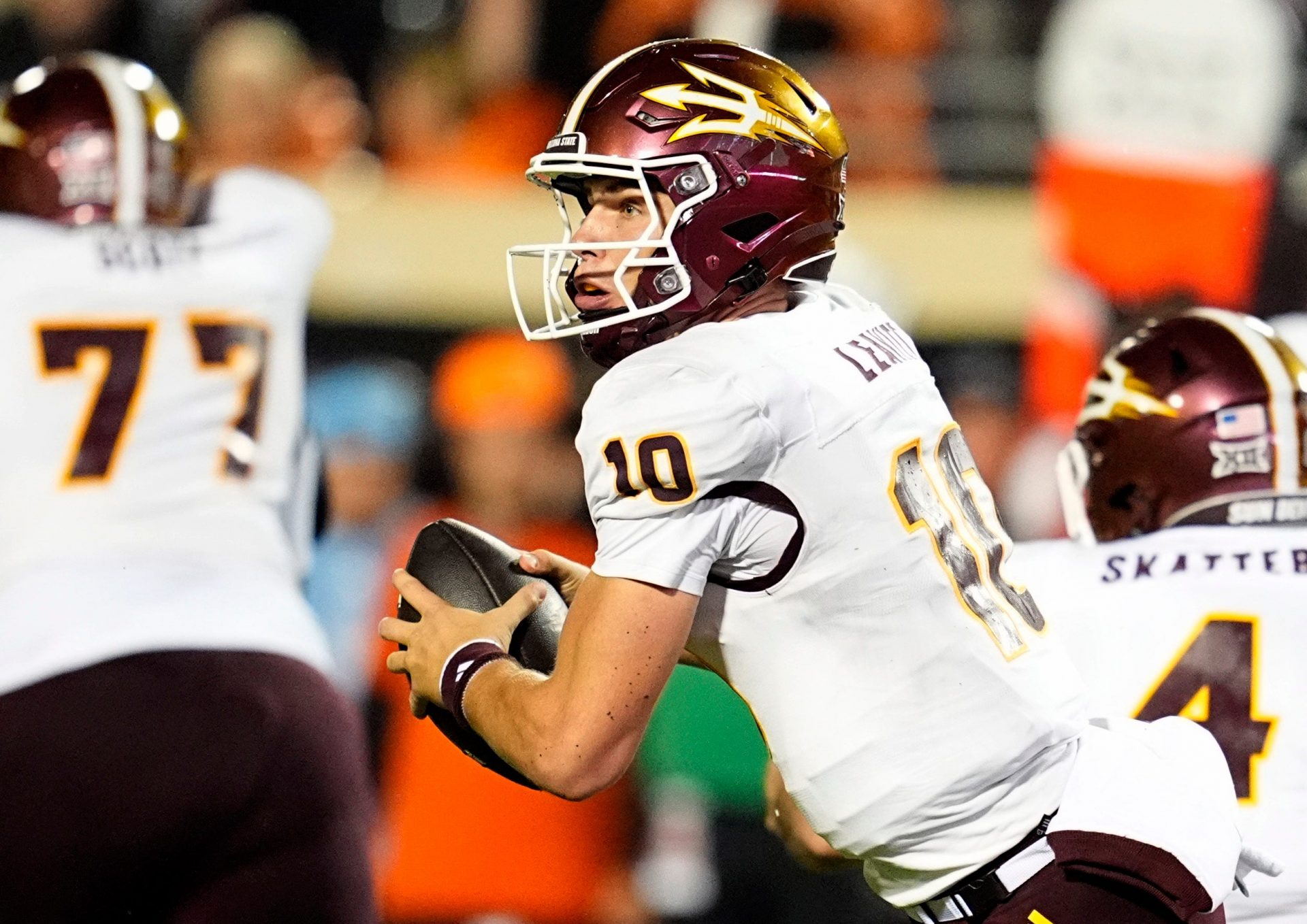 Arizona State Sun Devils quarterback Sam Leavitt (10) scrambles in the second half the college football game between the Oklahoma State Cowboys and the Arizona State Sun Devils at Boone Pickens Stadium in Stillwater, Okla., Saturday, Nov., 2, 2024.