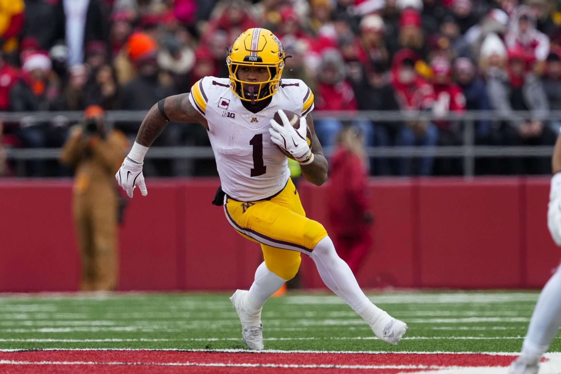 Minnesota Golden Gophers running back Darius Taylor (1) during the game against the Wisconsin Badgers at Camp Randall Stadium.