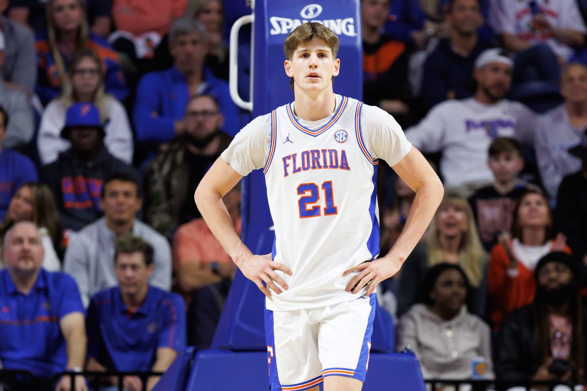 Florida Gators forward Alex Condon (21) walks on the court after a call against the Georgia Bulldogs during the second half at Exactech Arena at the Stephen C. O'Connell Center.