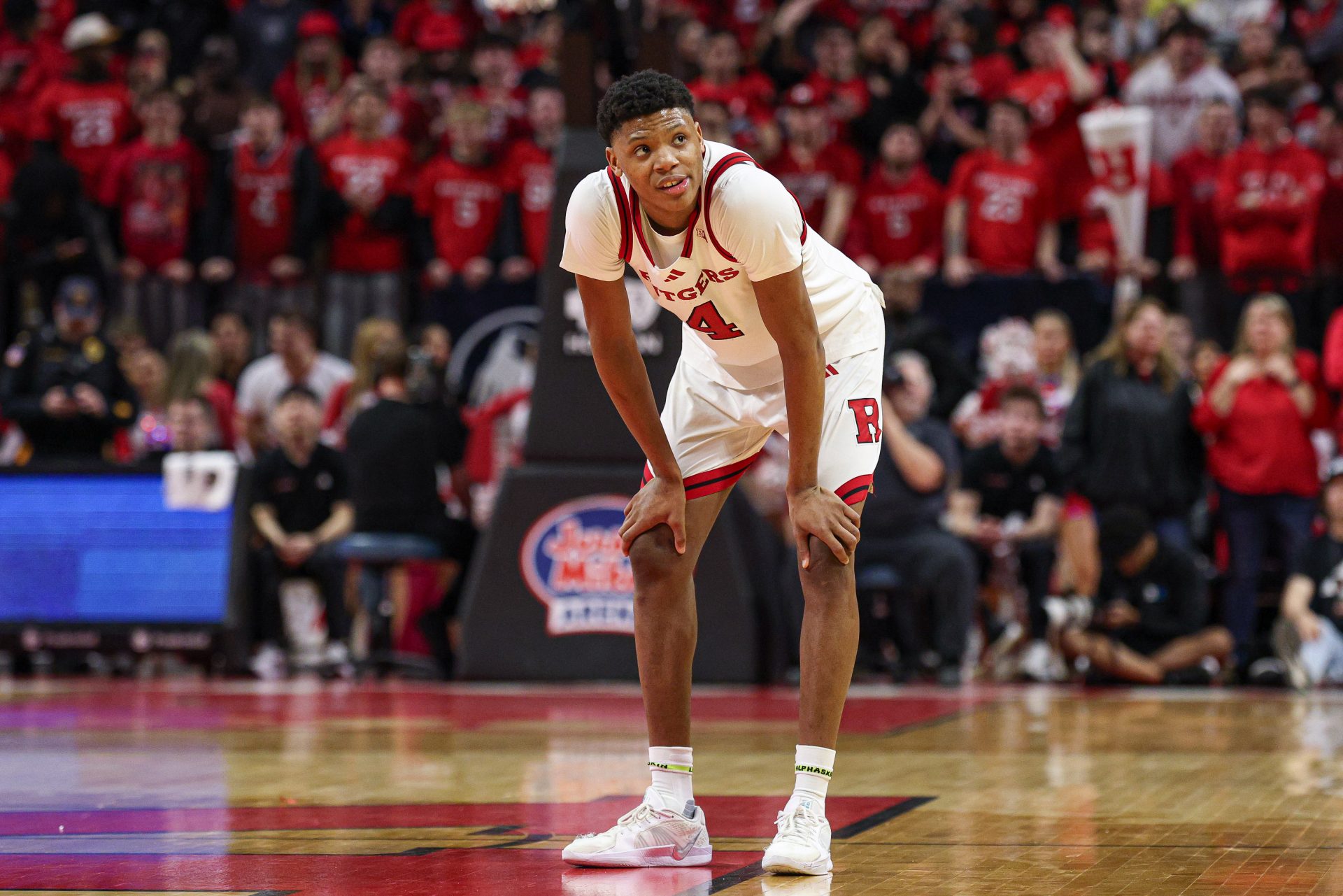 Rutgers Scarlet Knights guard Ace Bailey (4) look up during overtime against the Minnesota Golden Gophers at Jersey Mike's Arena.