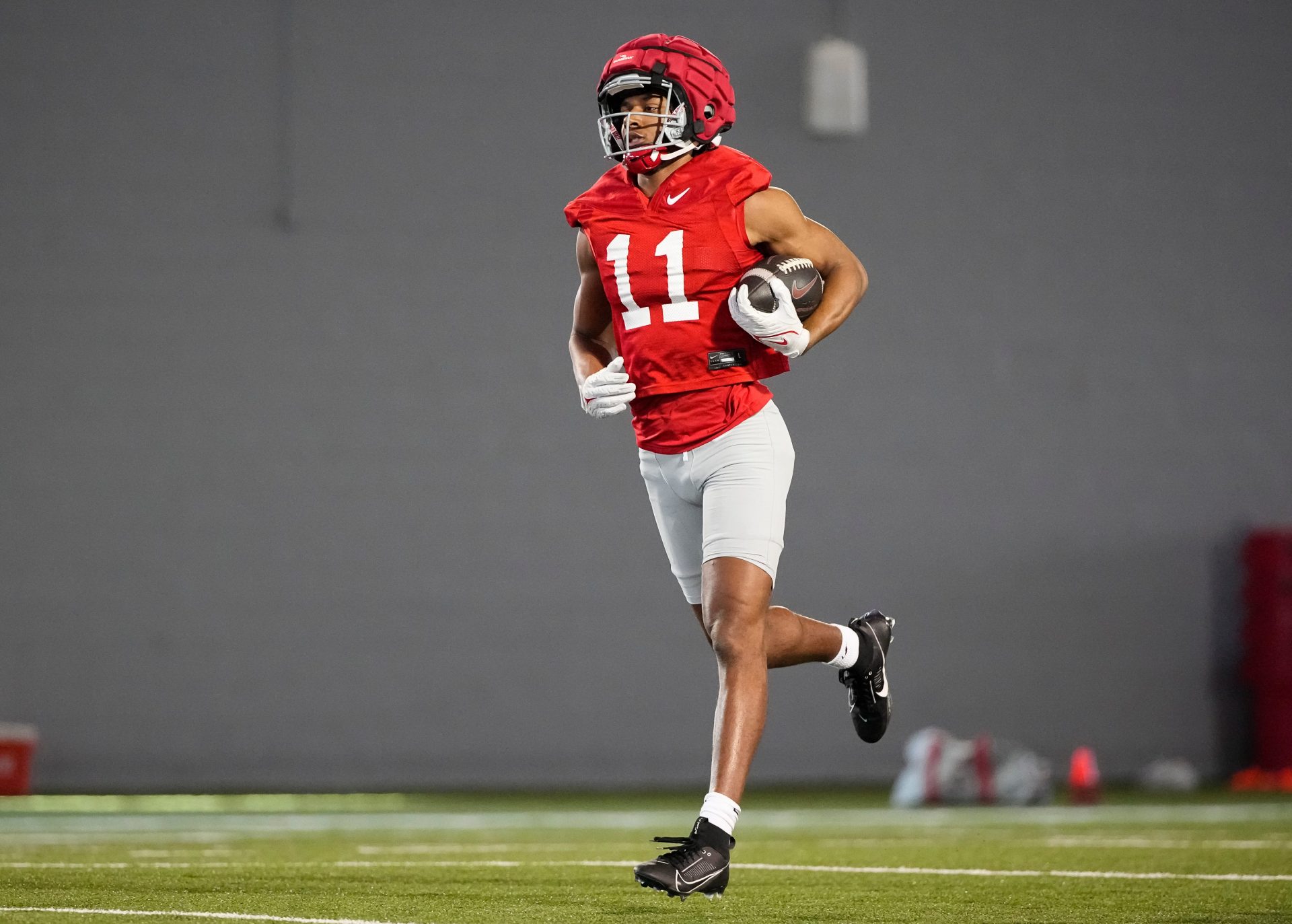 Ohio State Buckeyes wide receiver Quincy Porter (11) runs during spring football practice at the Woody Hayes Athletic Center on March 17, 2025.