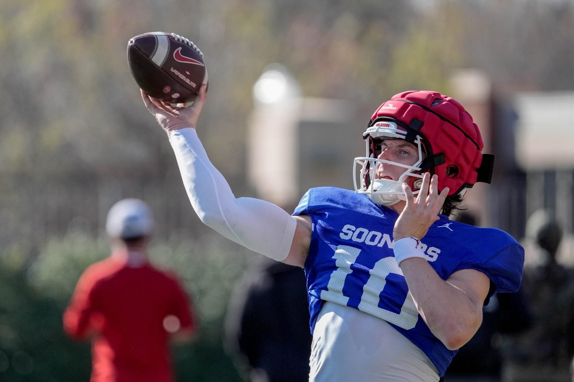John Mateer (10) runs drills during an Oklahoma (OU) football practice at the Gaylord Family Oklahoma Memorial