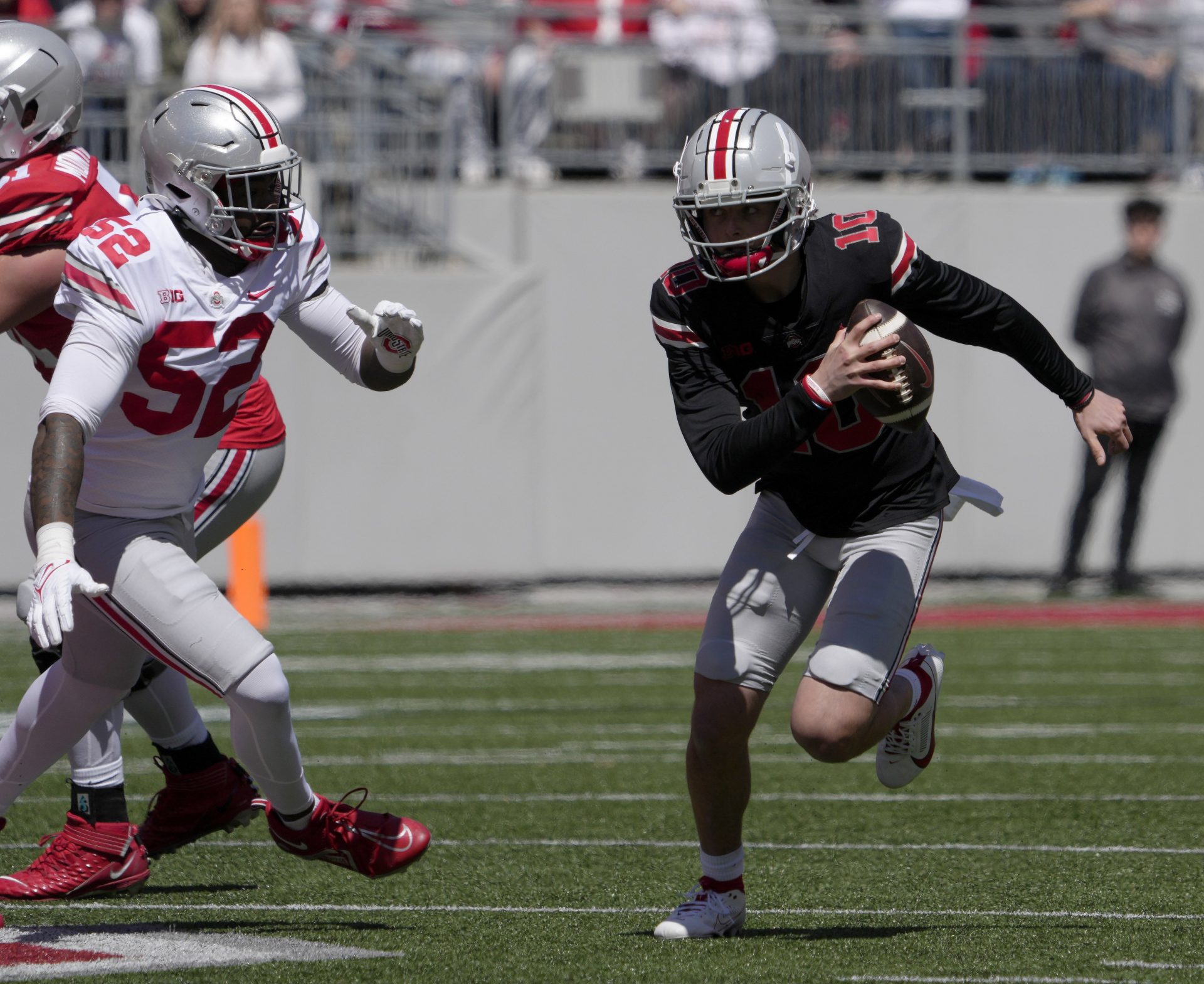 Quarterback Julian Sayin transfered from Alabama to Ohio State in January, enabling him to participate in the Buckeyes' spring game.
