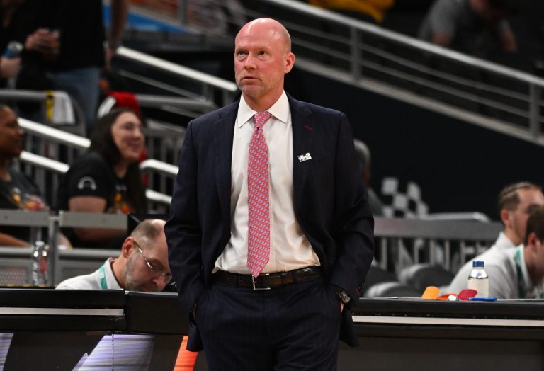 Maryland Terrapins head coach Kevin Willard during the second half against the Illinois Fighting Illini at Gainbridge Fieldhouse.