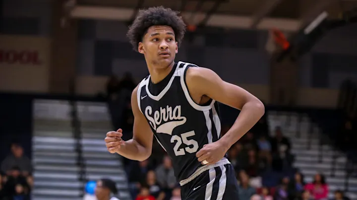 With Offers From BYU and Kansas, Among Others, 4-Star Prospect Maximo Adams Goes Off for 38 Points, Beating an Unbeaten Team at Nike EYBL