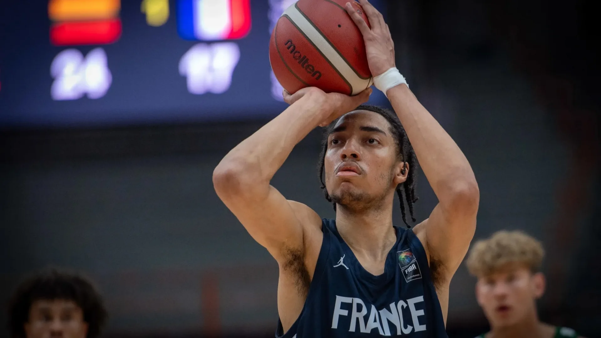 5 Best Landing Spots For Projected Lottery Pick 6'11, 18-year-old French Power Forward Noa Essengue
