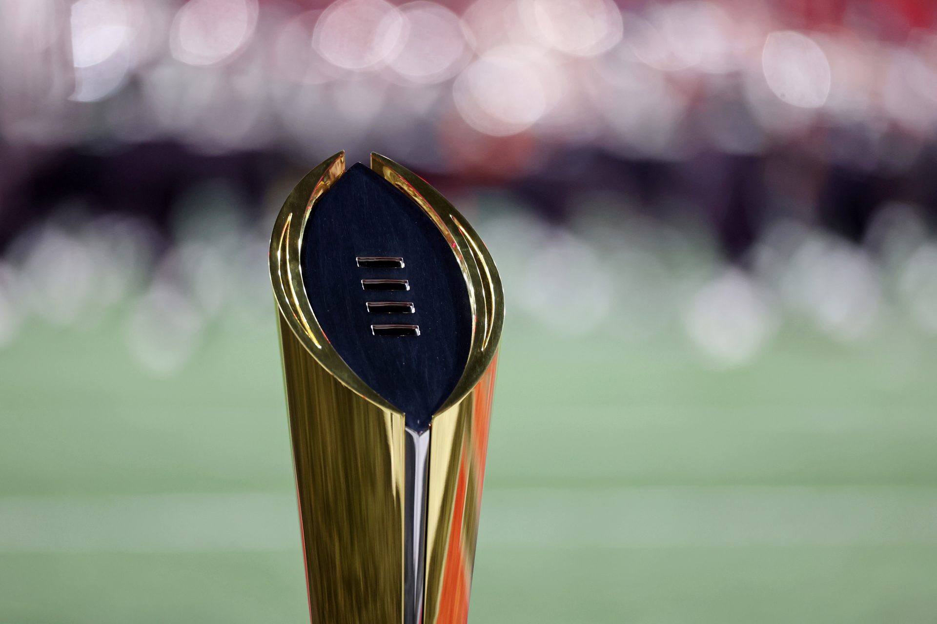 Trump’s executive order on college football and NIL payments sparks legal concerns, clashing with labor laws, state statutes, and NCAA policy.