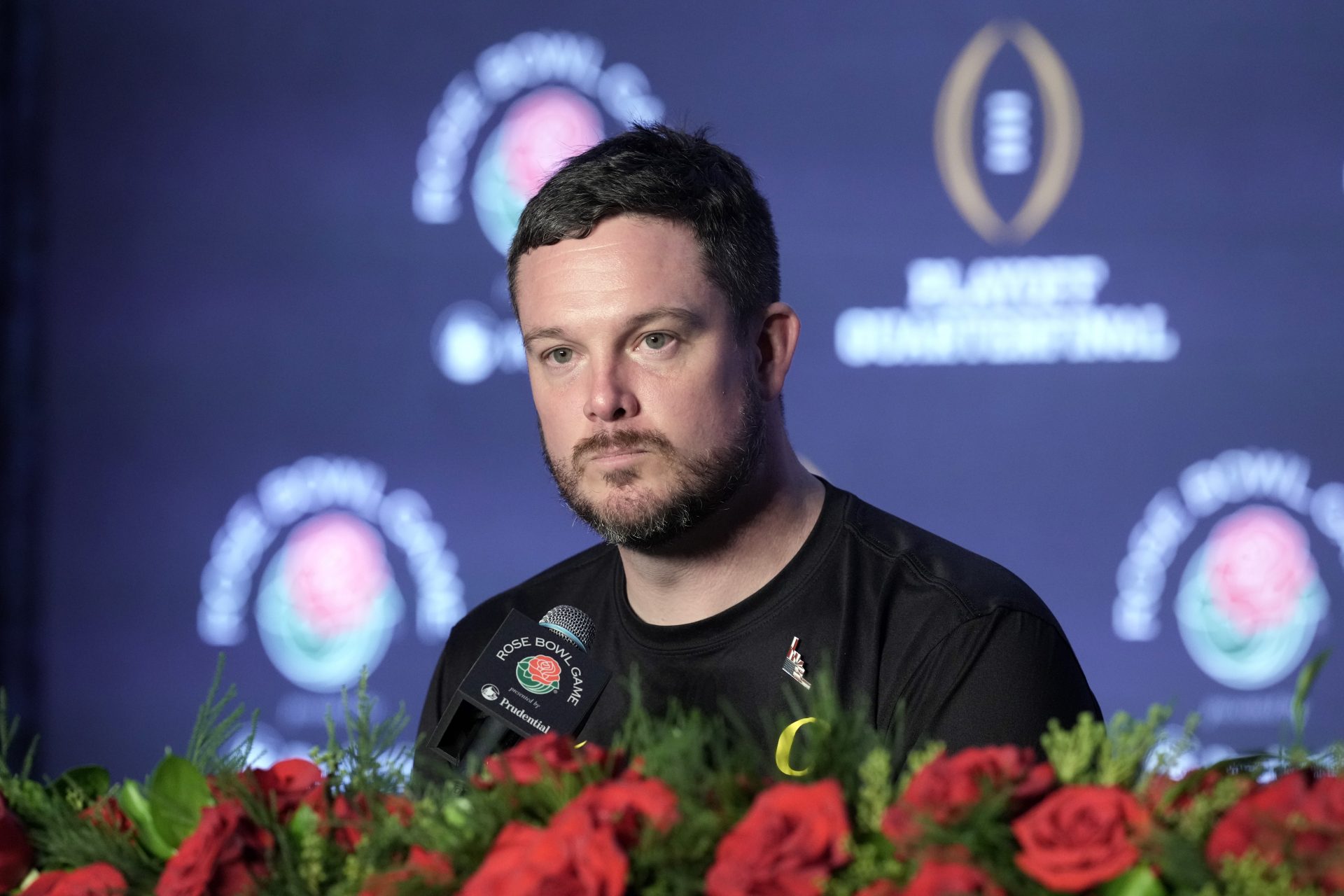 Oregon Ducks head coach Dan Lanning speaks in a press conference after the game against the Ohio State Buckeyes in the 2025 Rose Bowl college football quarterfinal game at Rose Bowl Stadium.