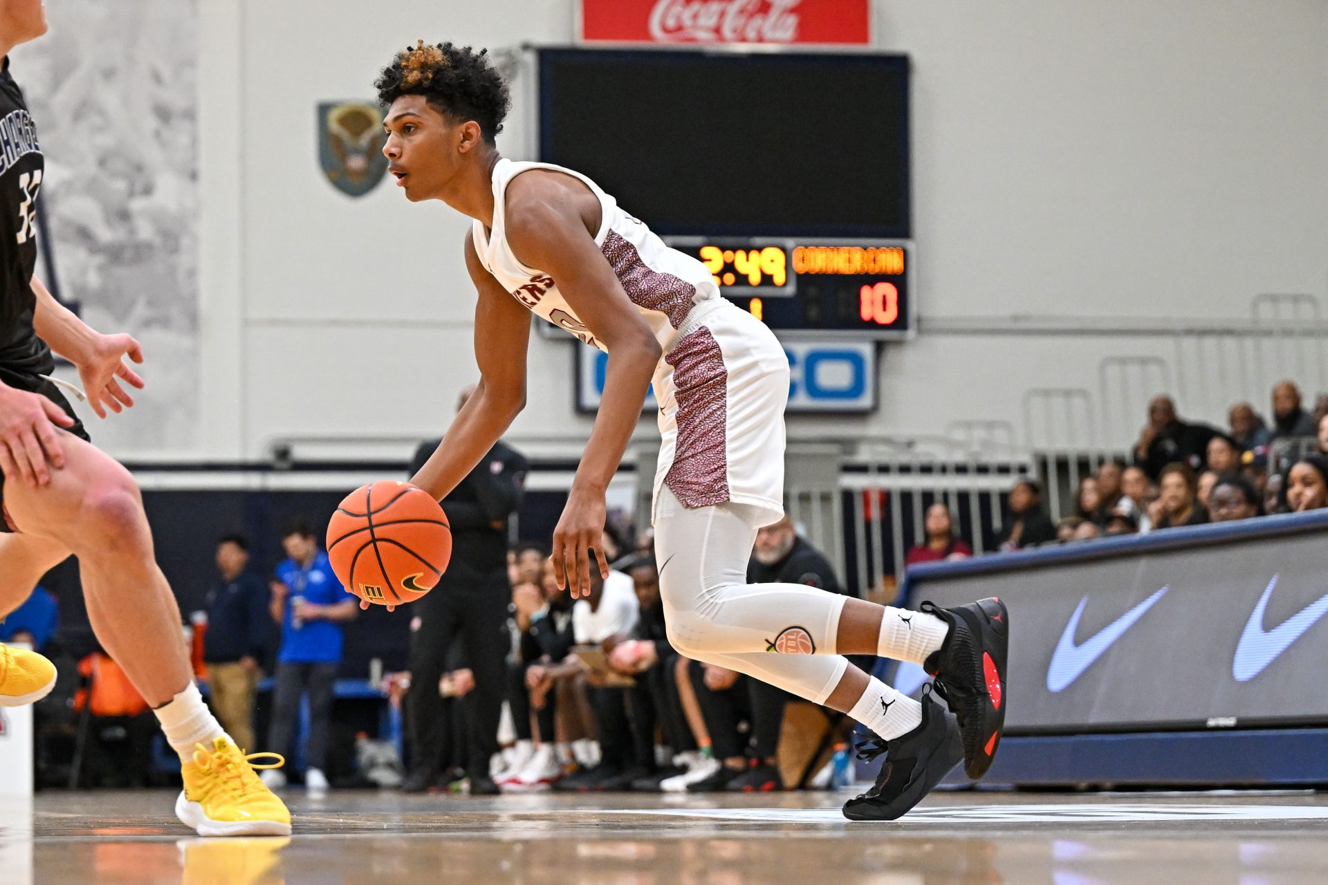 idwell Friends (DC) guard Acaden Lewis (20) during the first quarter against Corner Canyon (UT) at Georgetown University.