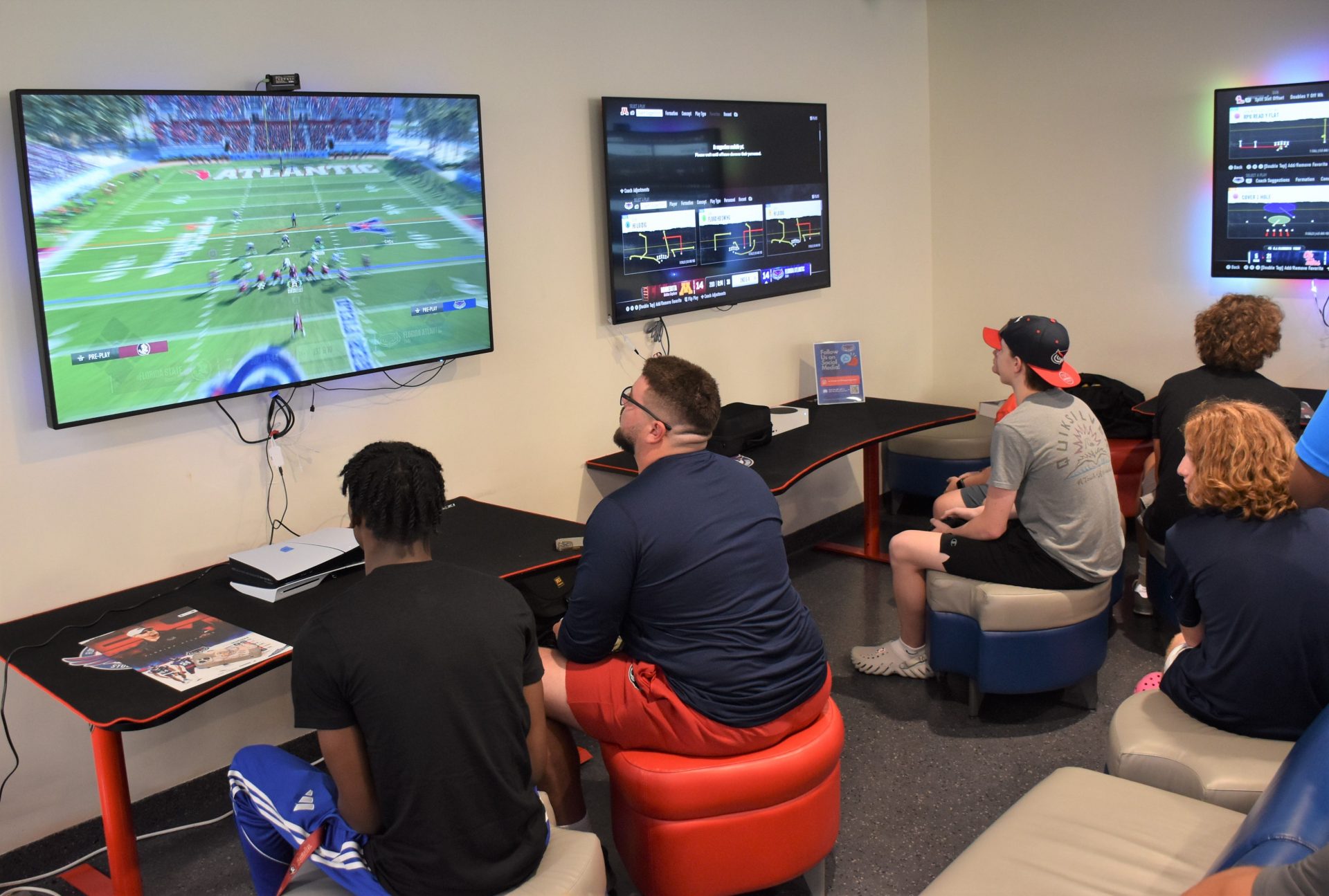 Florida Atlantic University's Andre Lamas plays alongside teammates and friends during FAU's launch party for EA Sports College Football 25 (July 17, 2024).