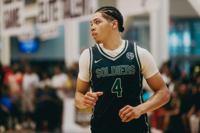 Team Oak Soldiers’ Tyron Stokes (4) runs back on offense during a game against Team Thad during the Nike Elite Youth Basketball League session one on Saturday, April 27, 2024 at the Memphis Sports & Event Center in Memphis, Tenn.